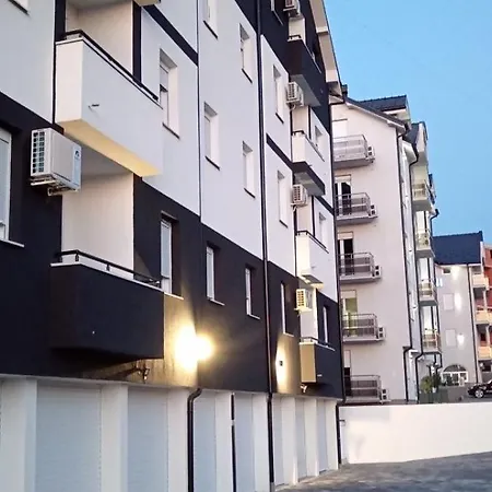 Apartament Tina