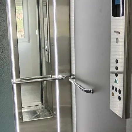 Tina , Kod Hotela Sunce Appartamento Soko Banja