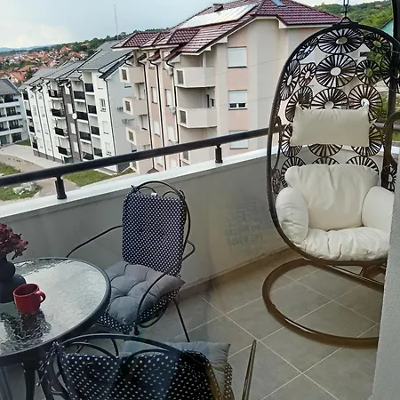 Tina , Kod Hotela Sunce * Soko Banja