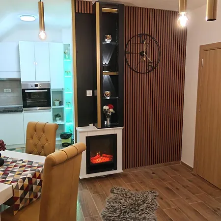 Apartament Tina